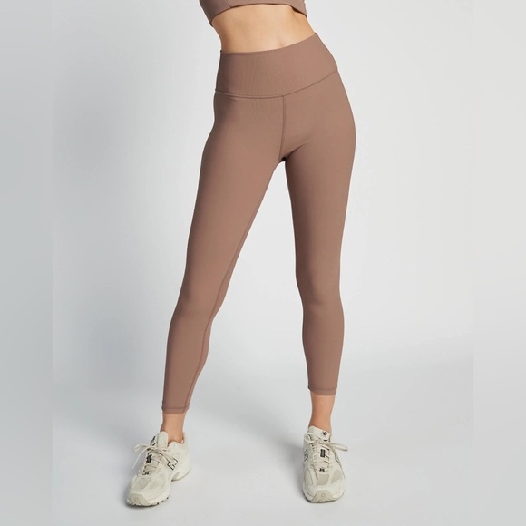Wilo The Label | Base Ribbed 7/8 Legging | Size Small | Pockets - Picture 1 of 5